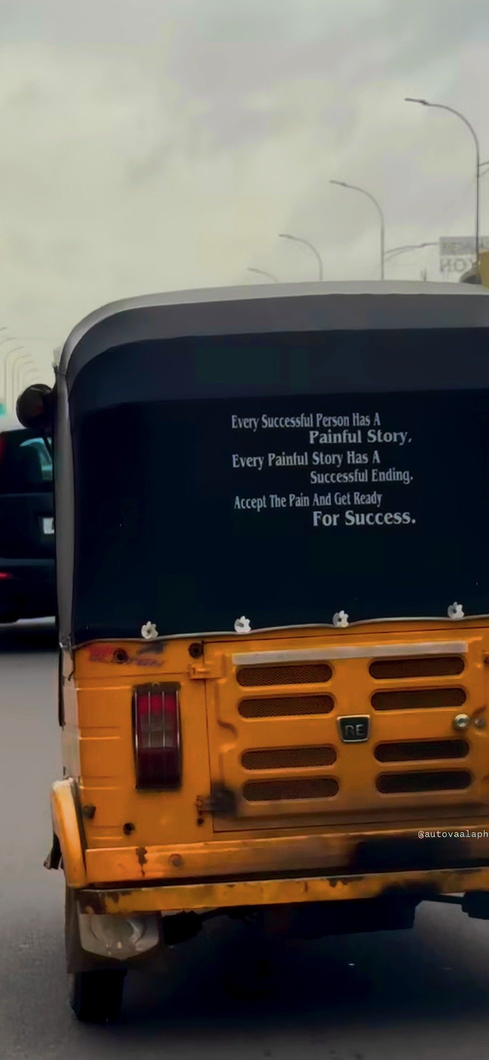 Pain to Success Motivation Wallpaper – Inspirational Quote HD Wallpaper